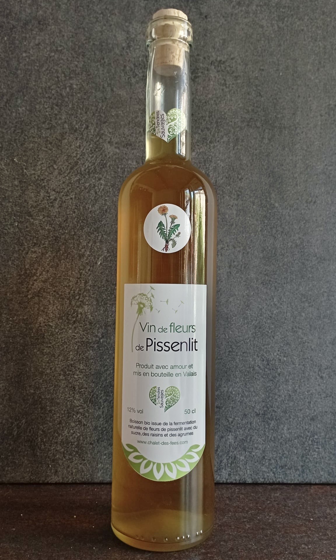 Vin de fleurs de pissenlit